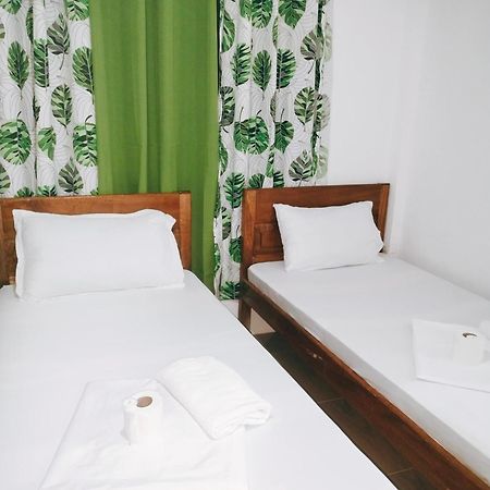 Ziah'S Guest House سان فيسنتي الغرفة الصورة