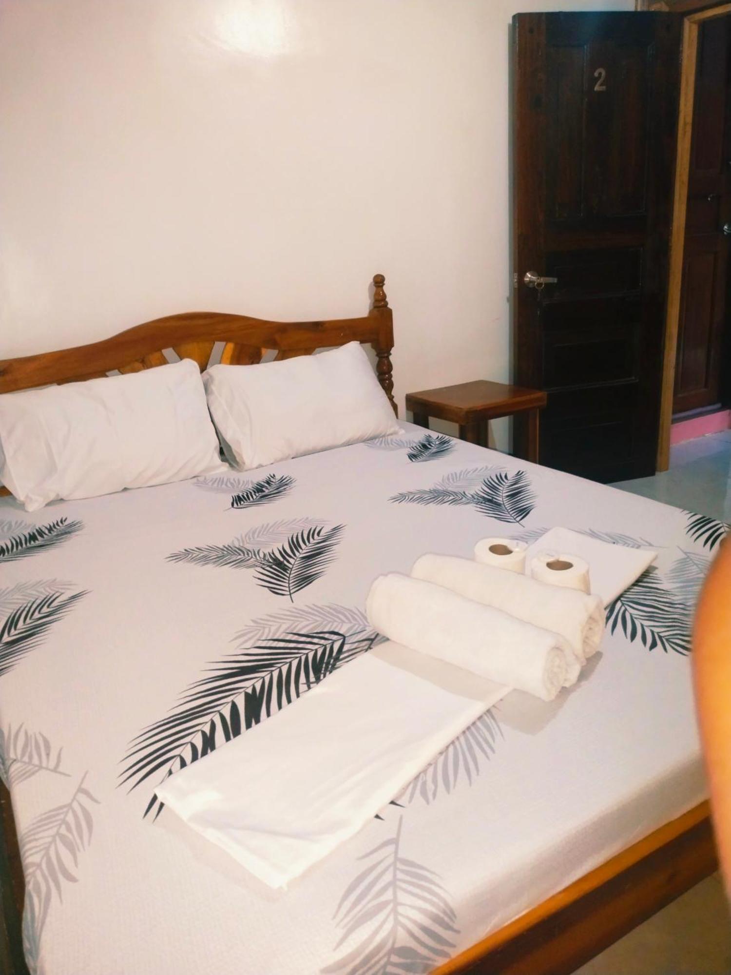 Ziah'S Guest House سان فيسنتي الغرفة الصورة